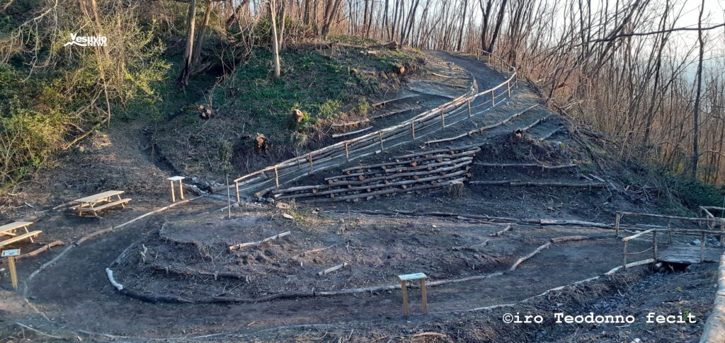 Ristrutturazione con area attrezzata lungo il sentiero (foto di C.Teodonno)